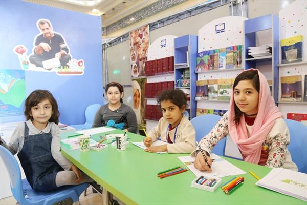 غرفه مجلات رشد در بیست‌ و سومین نمایشگاه مطبوعات، آبان ۱۳۹۶