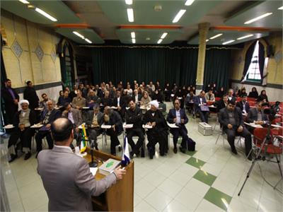 مراسم نکوداشت انتشار صدمین شماره رشد آموزش زبان و ادب فارسی . دی 90