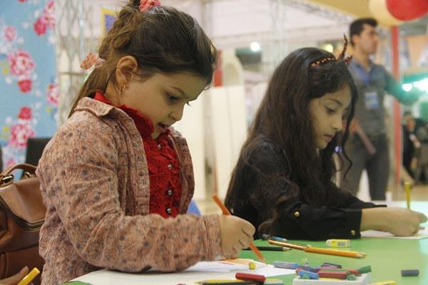 غرفه مجلات رشد در بیست‌ و سومین نمایشگاه مطبوعات، آبان ۱۳۹۶ 14