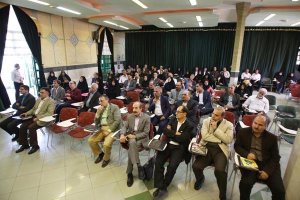 نکوداشت رشد زیست‌شناسی... مهر 94