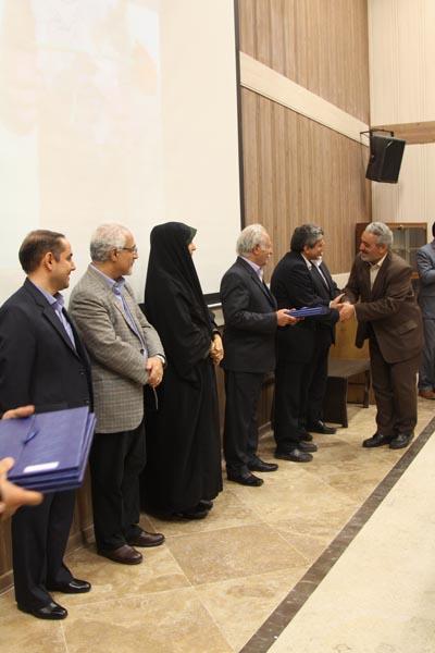 .شانزدهمین نشست معاونان و نمایندگان نشریات رشد مناطق و شهرستان‌های استان تهران؛ 16 شهریور 95