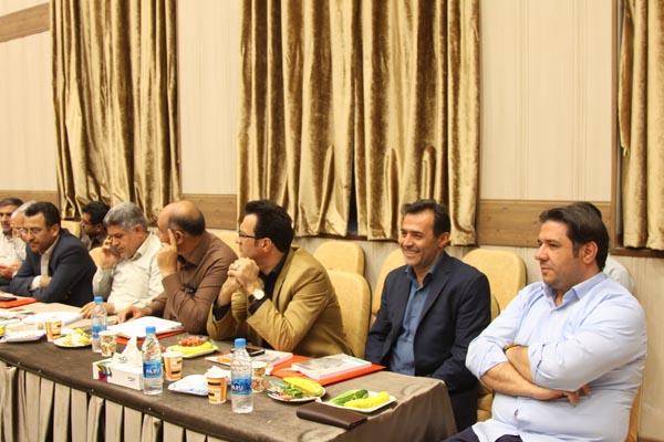 شانزدهمین نشست معاونان و نمایندگان نشریات رشد مناطق و شهرستان‌های استان تهران؛ 16 شهریور 95