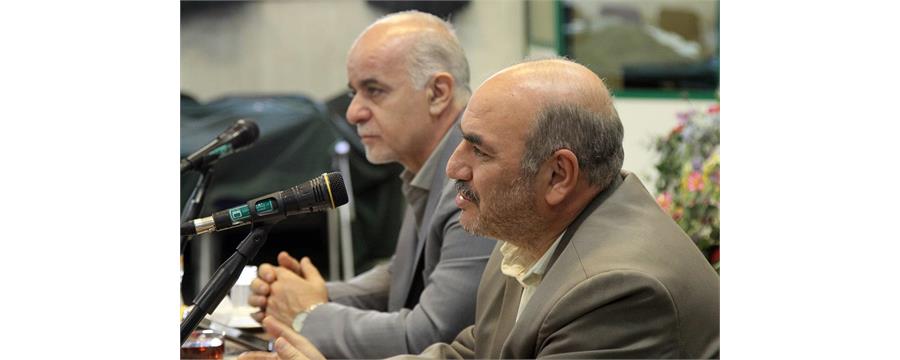 نشست هم‌اندیشی همکاران معاونت مجلات رشد و فناوری آموزشی با مدیرکل دفتر انتشارات و فناوری آموزشی