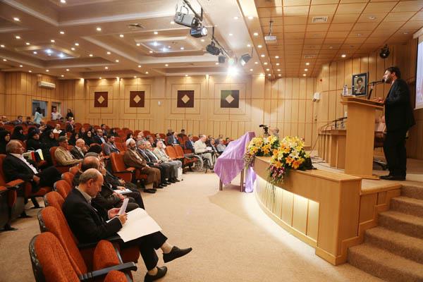 مراسم رونمایی از کتاب در تمنای یادگیری؛ 9 شهریور 95؛ شرکت افست