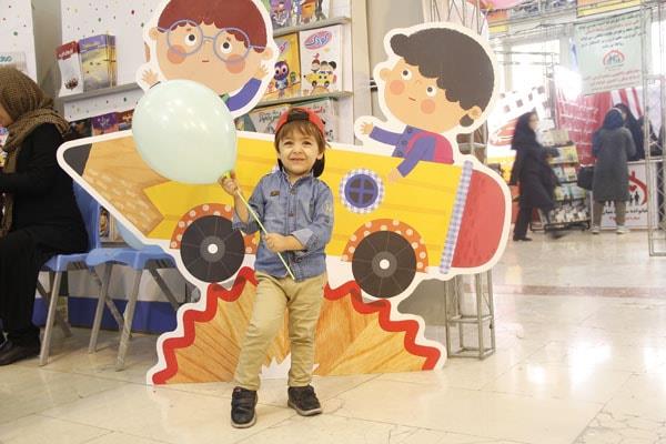 غرفه مجلات رشد در بیست‌ و سومین نمایشگاه مطبوعات، آبان ۱۳۹۶ 5