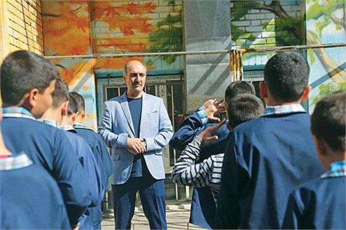 مدرسه؛ آینه اصالت مدیر