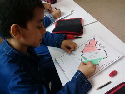 دانش‌آموزان آموزشگاه زنده یاد عظیمی، آران و بیدگل