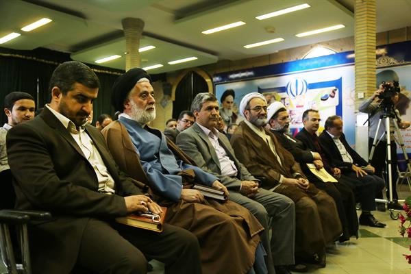 آیین تکریم و معارفه مدیران کل پیشین و جدید دفتر انتشارات و تکنولوژی آموزشی