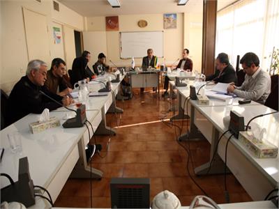 نشست «شیوه‌های فعال‌سازی مخاطبان مجلات بزرگسال رشد»، دی 90