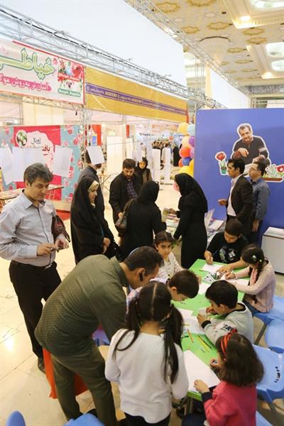 غرفه مجلات رشد در بیست‌ و سومین نمایشگاه مطبوعات، آبان ۱۳۹۶