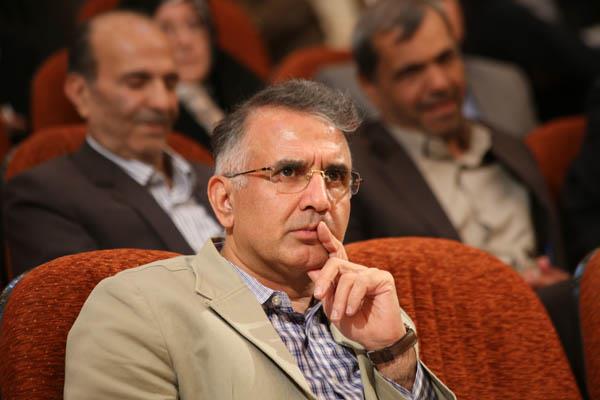 مراسم رونمایی از کتاب در تمنای یادگیری؛ 9 شهریور 95؛ شرکت افست