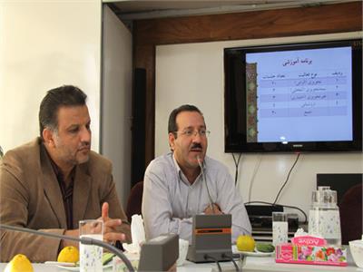 نشست علمی‌ ـ کاربردی هم‌اندیشی در باب «حوزه تفکر و پژوهش برنامه درسی ملی و نقش مجلات رشد» 25