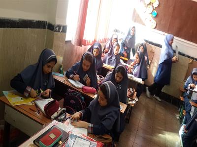 دانش آموزان دبستان شهید خوشنویسان