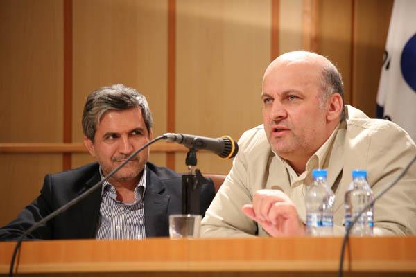 مراسم رونمایی از کتاب در تمنای یادگیری؛ 9 شهریور 95؛ شرکت افست