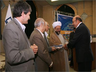 نکوداشت صدمین شماره رشد آموزش جغرافیا