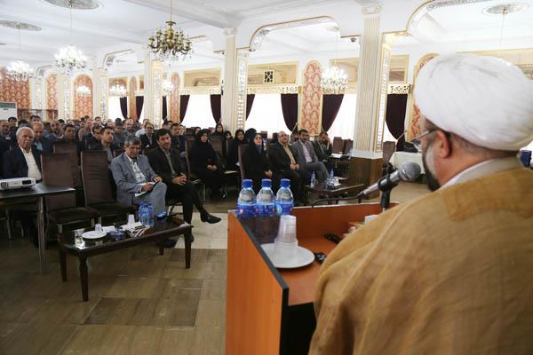 اختتامیه شانزدهمین نشست نمایندگان رشد استان‌ها؛ 10 شهریور 95؛ باشگاه فرهنگیان