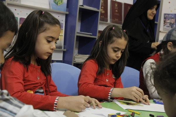 غرفه مجلات رشد در بیست‌ و سومین نمایشگاه مطبوعات، آبان ۱۳۹۶ 36