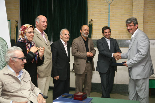 بزرگداشت بیستمین سال انتشار برهان متوسطه 7