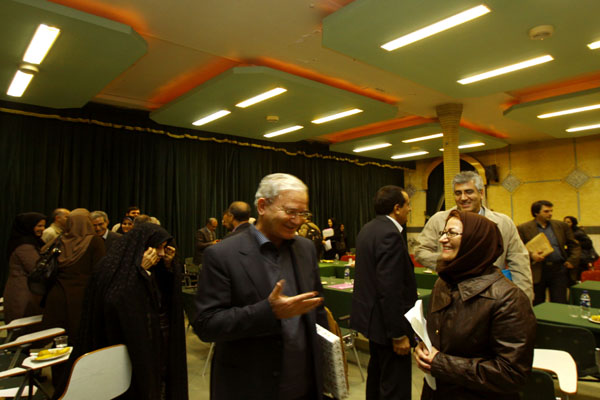 مراسم نکوداشت صدمین شماره رشد آموزش زبان