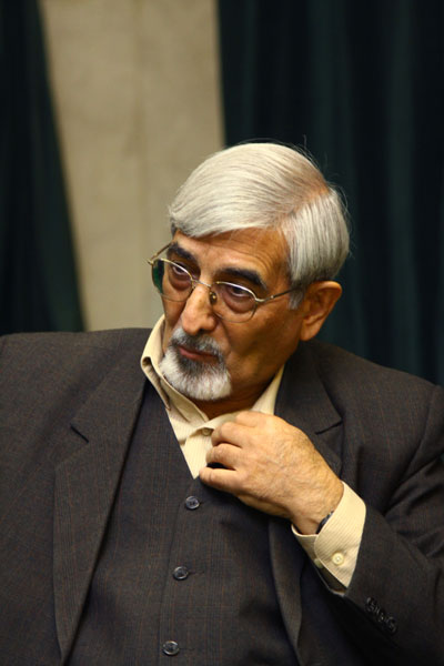 مراسم نکوداشت صدمین شماره رشد آموزش زبان