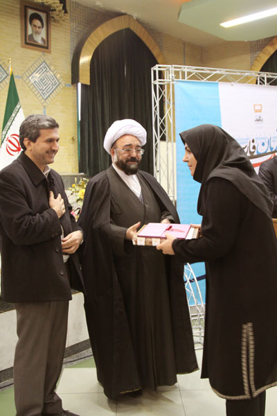 مراسم نکوداشت انتشار صدمین شماره رشد آموزش زبان و ادب فارسی . دی 90