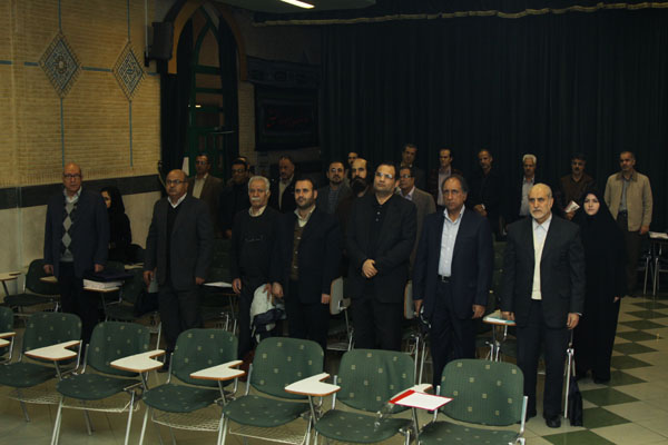 مراسم نکوداشت انتشار صدمین شماره رشد آموزش زبان و ادب فارسی . دی 90