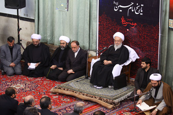 مراسم رونمایی از مجموعه تاریخ امام حسین (ع)