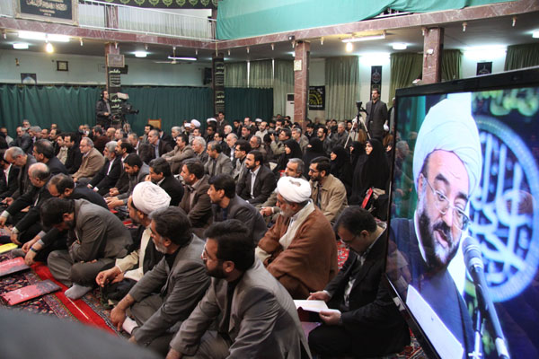 مراسم رونمایی از مجموعه تاریخ امام حسین (ع)