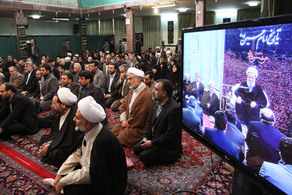 مراسم رونمایی از مجموعه تاریخ امام حسین (ع)