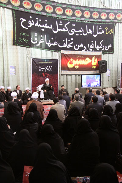 مراسم رونمایی از مجموعه تاریخ امام حسین (ع)