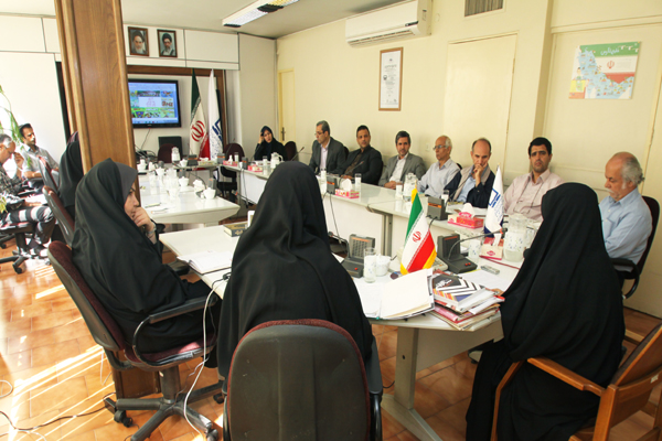 نشست علمی کاربردی بررسی مجلات آموزشی در هند و کانادا و انگلستان