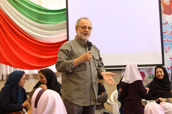 رشد کودک. کاشان. اردیبهشت 93