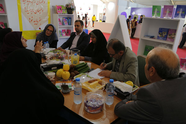 نمایشگاه کتاب.. اردیبهشت 95