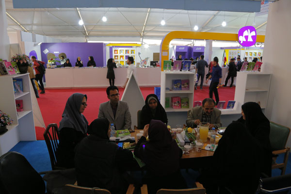 نمایشگاه کتاب.. اردیبهشت 95