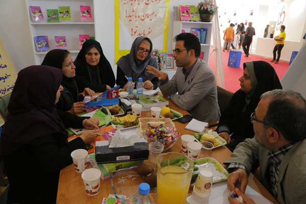 نمایشگاه کتاب.. اردیبهشت 95