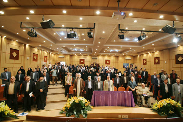 مراسم رونمایی از کتاب در تمنای یادگیری؛ 9 شهریور 95؛ شرکت افست