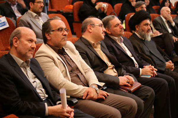 مراسم رونمایی از کتاب در تمنای یادگیری؛ 9 شهریور 95؛ شرکت افست