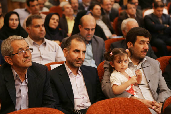 مراسم رونمایی از کتاب در تمنای یادگیری؛ 9 شهریور 95؛ شرکت افست