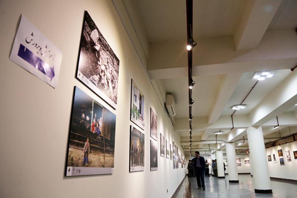 نمایشگاه آثار برگزیده نهمین جشنواره عکس رشد؛ 10 آبان 95