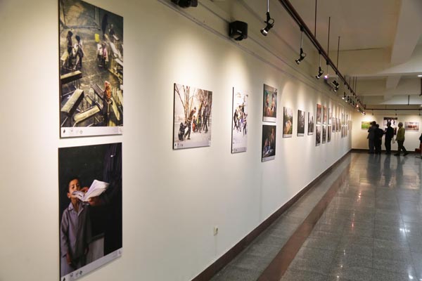 نمایشگاه آثار برگزیده نهمین جشنواره عکس رشد؛ 10 آبان 95