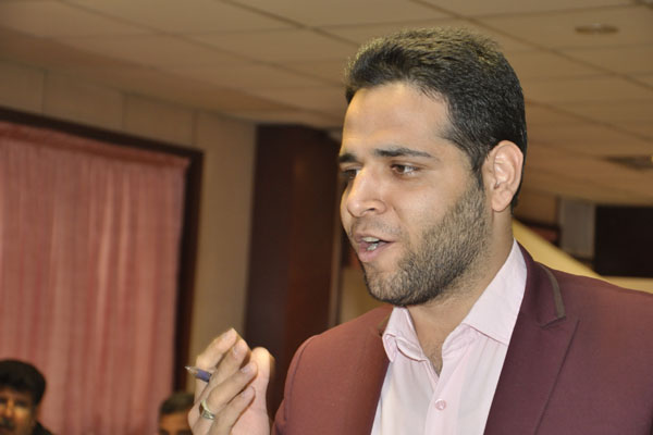 نشست هم‌اندیشی مجلات رشد با نمایندگان استان‌های بوشهر و یزد