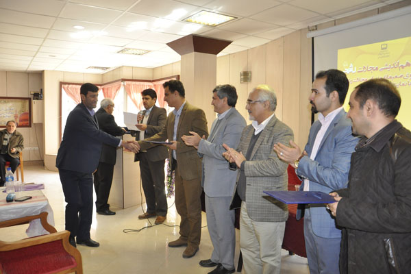 نشست هم‌اندیشی مجلات رشد با نمایندگان استان‌های بوشهر و یزد