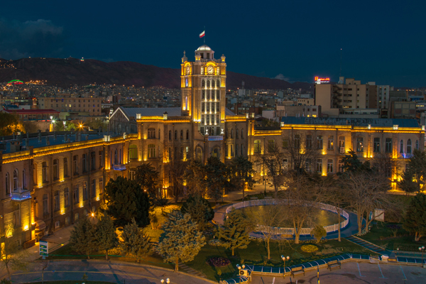 نهمین جشنواره عکس رشد؛ بخش ایران، سرزمین پرگهر: فرشید احمدپور؛ استان آذربایجان شرقی، تبریز