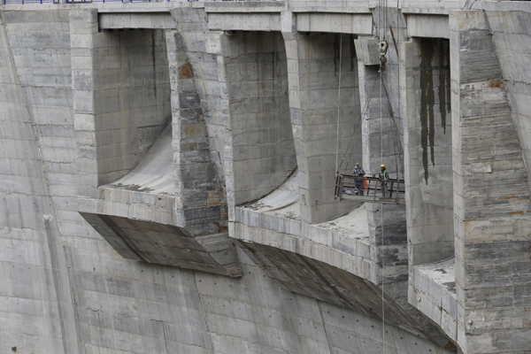 نهمین جشنواره عکس رشد؛ بخش ویژه: عابدین طاهرکناره؛ استان تهران