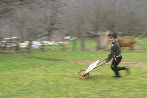 نهمین جشنواره عکس رشد؛ بخش دانش‌آموزی: فرزام یاری آبکنار؛ استان گیلان، بندرانزلی