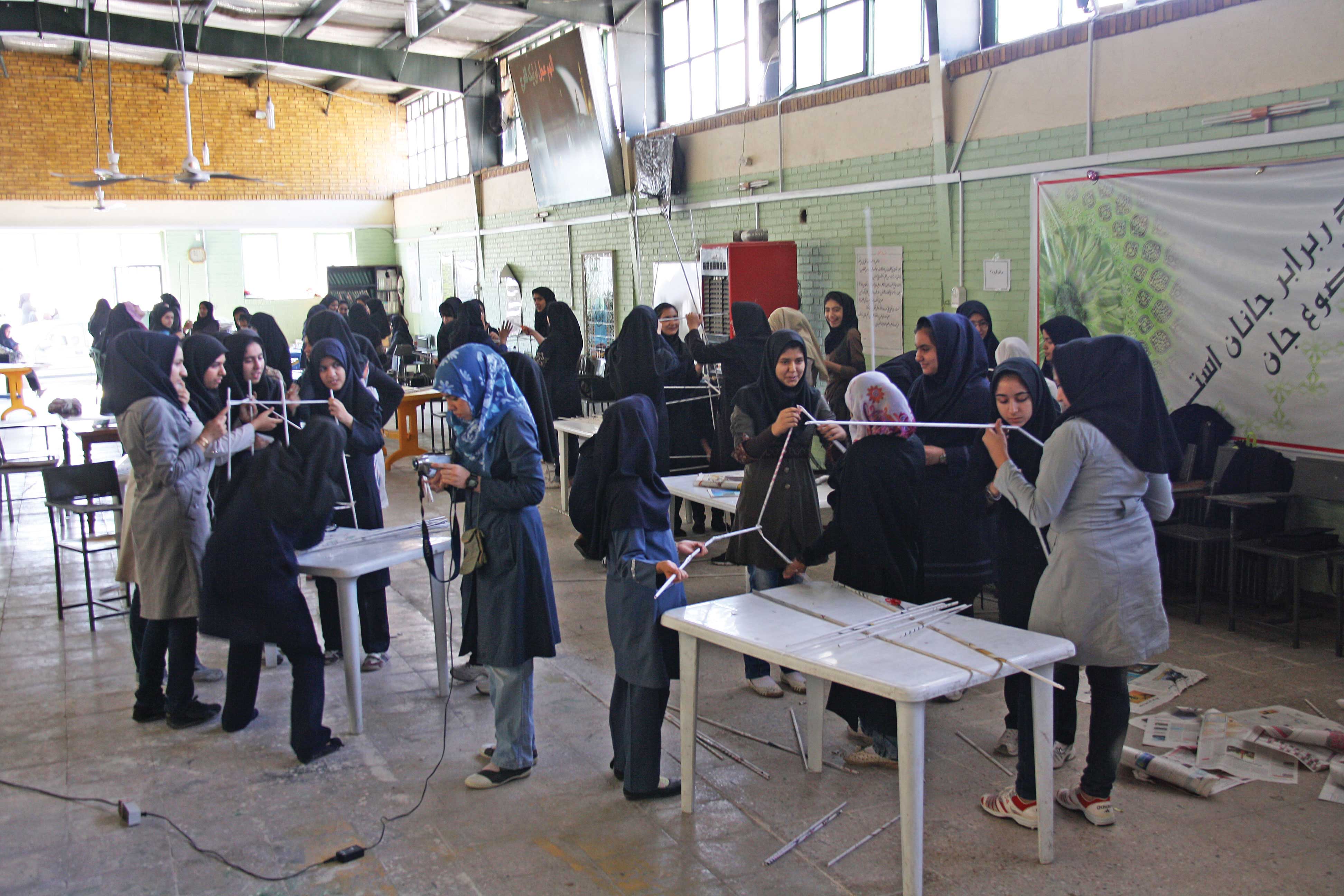 ضمن خدمت به سبکی دیگر