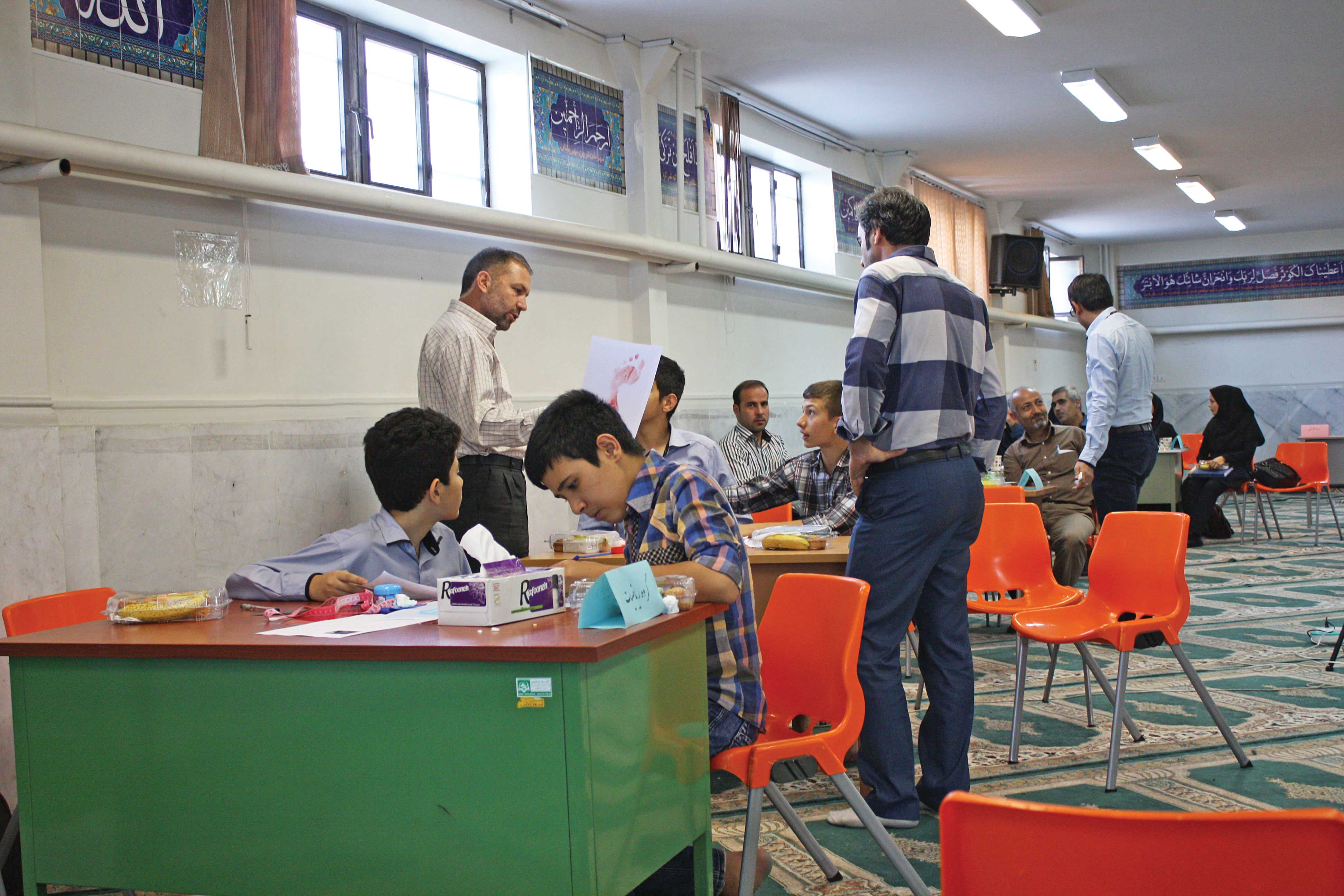 ضمن خدمت به سبکی دیگر