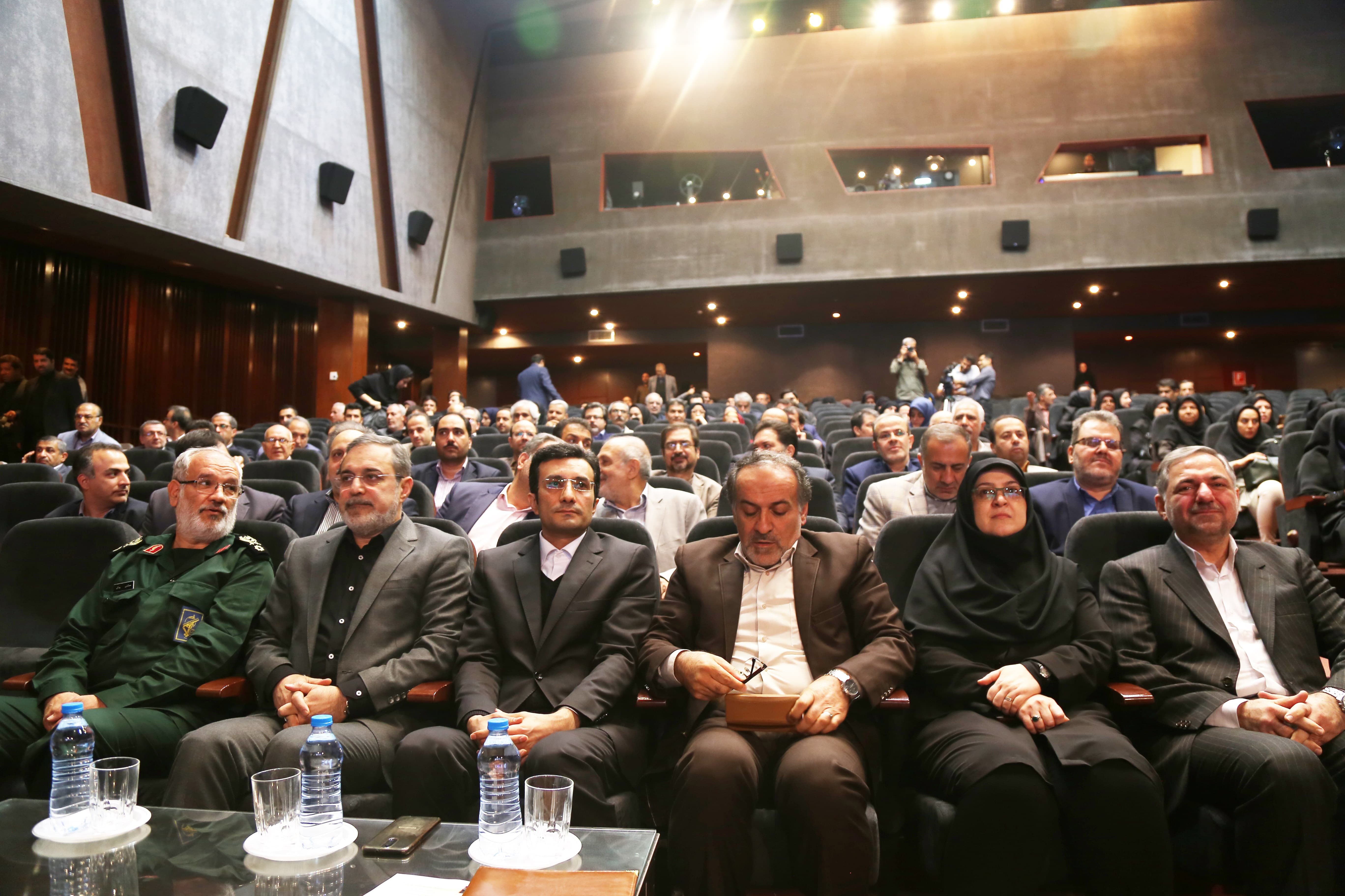 سیزدهمین همایش تجلیل از مؤلفان و پدیدآورندگان مواد و رسانه‌های آموزشی؛ ١٧ مهر ۱۳۹۷