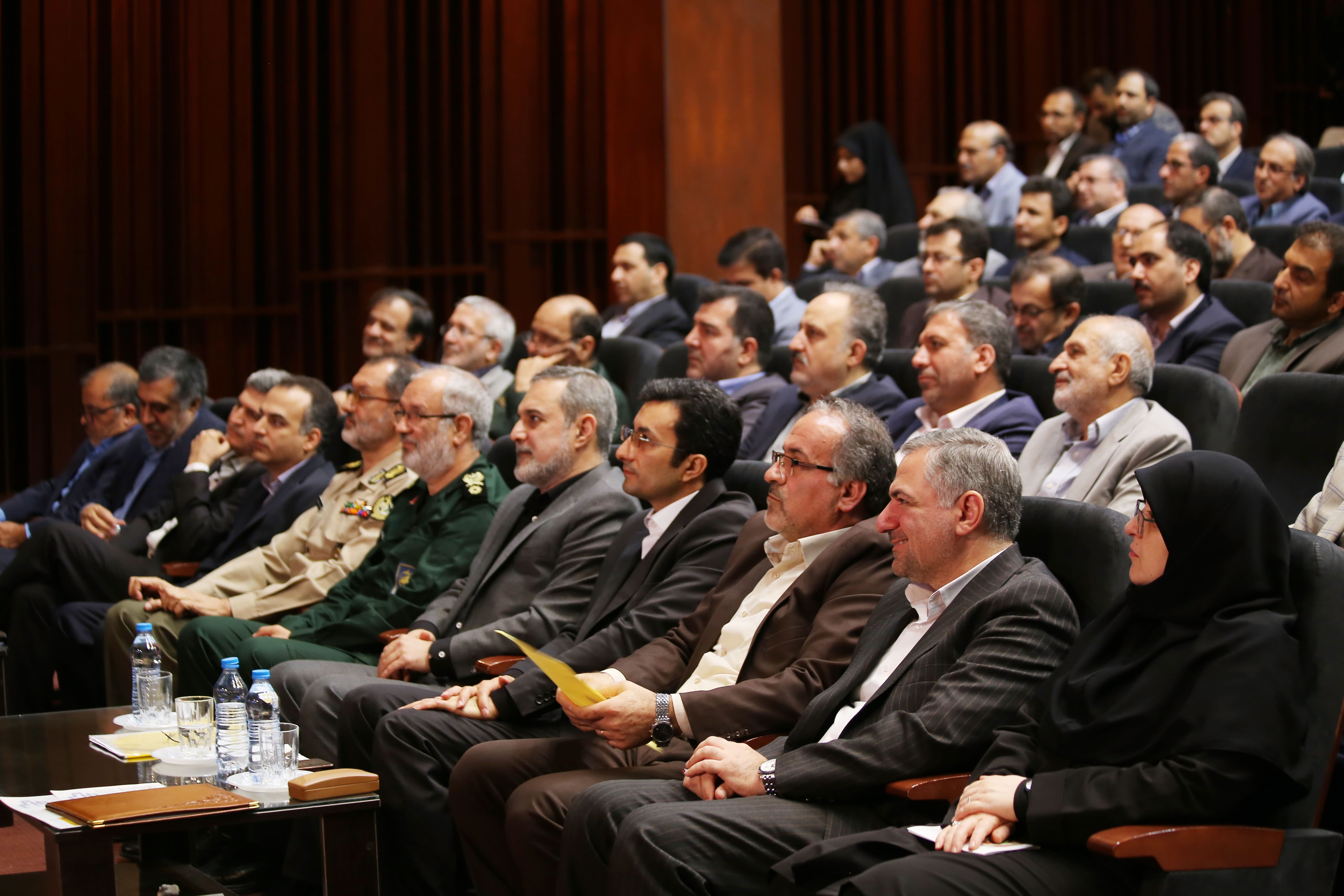 سیزدهمین همایش تجلیل از مؤلفان و پدیدآورندگان مواد و رسانه‌های آموزشی؛ ١٧ مهر ۱۳۹۷