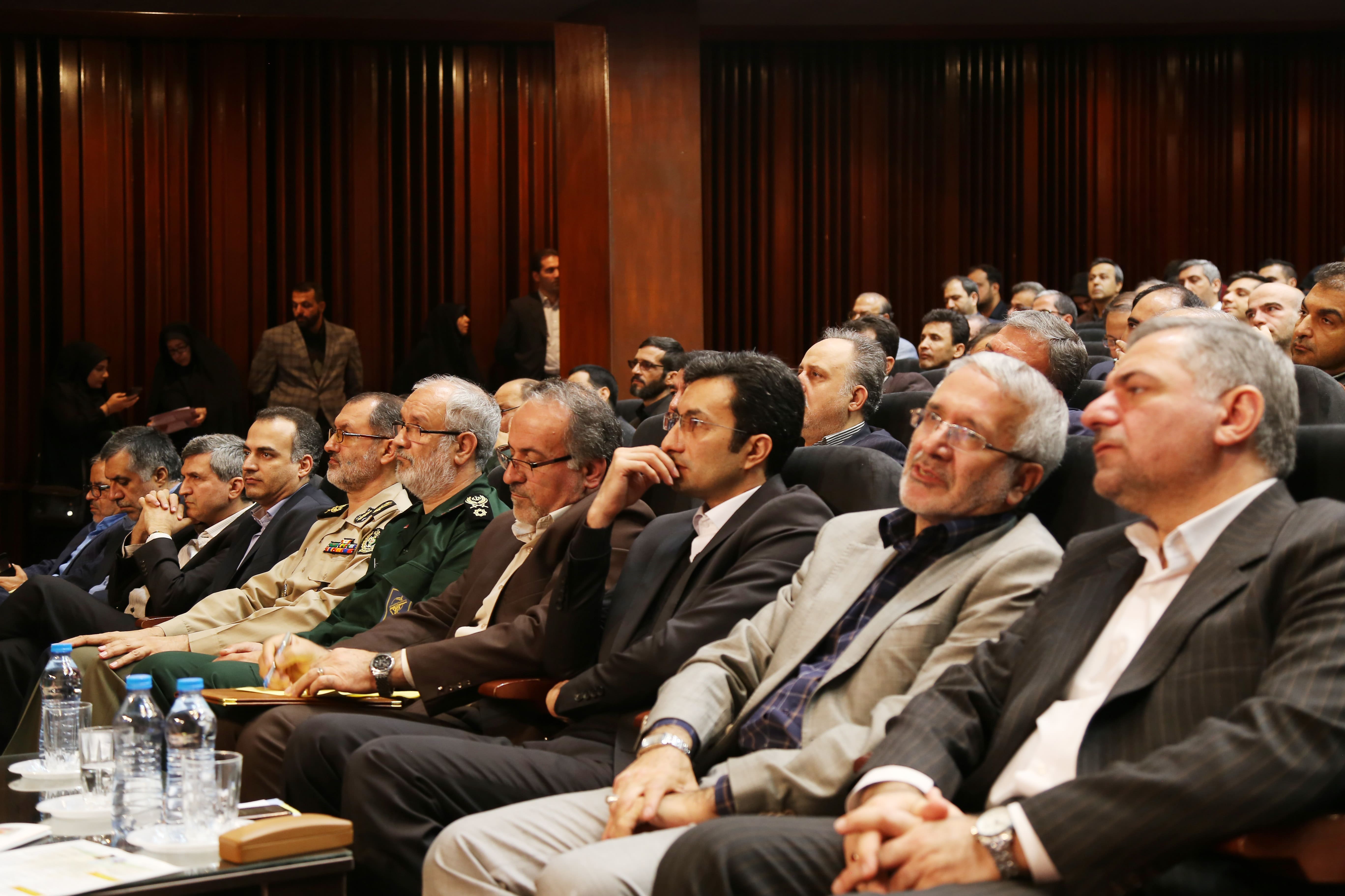 سیزدهمین همایش تجلیل از مؤلفان و پدیدآورندگان مواد و رسانه‌های آموزشی؛ ١٧ مهر ۱۳۹۷